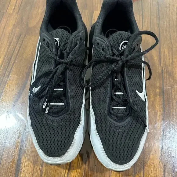 Nike Air Pure Max Men's Pure Black Shoes - size 11.5